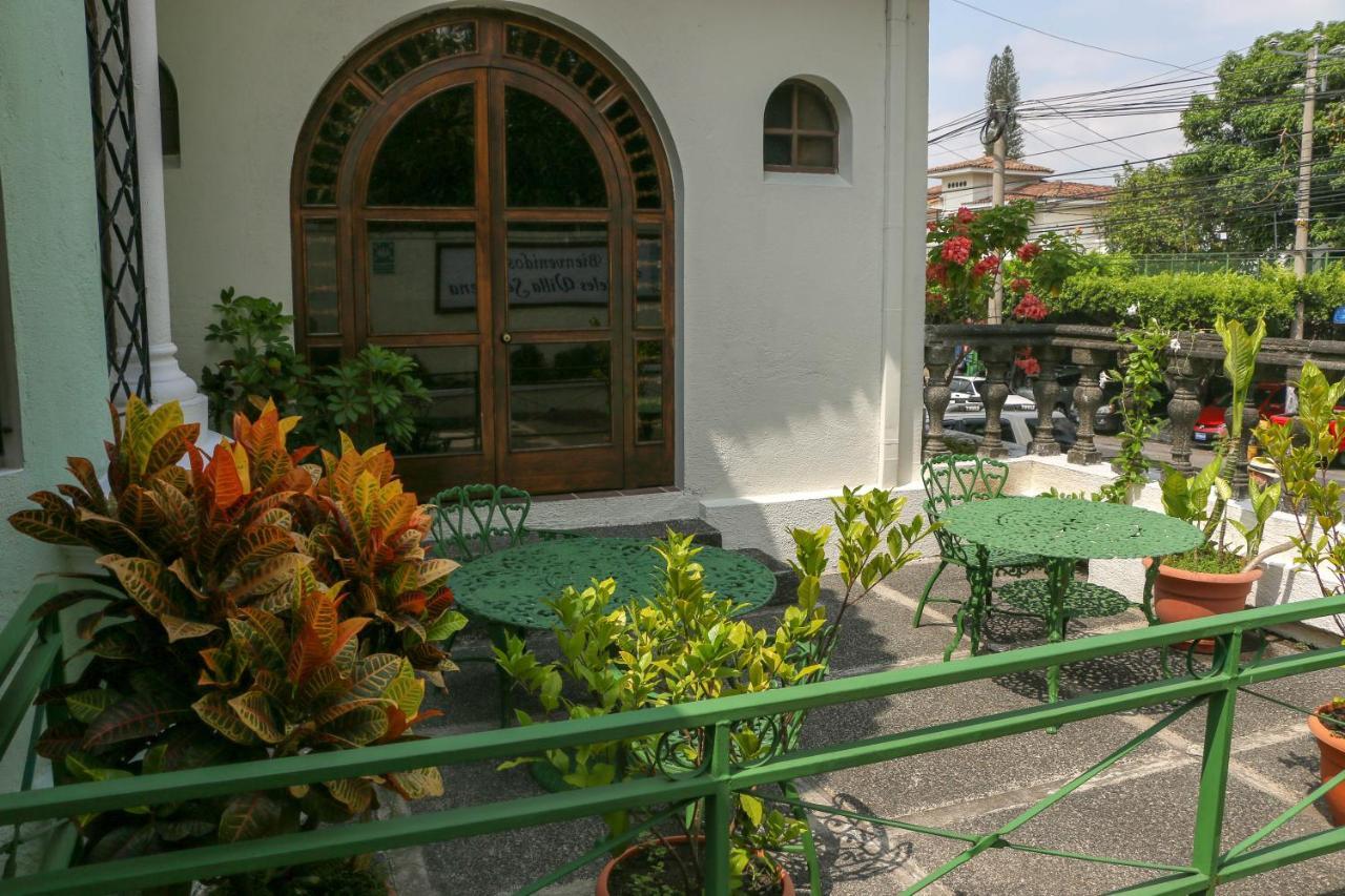 Hotel Villa Serena Escalon San Salvador Bagian luar foto