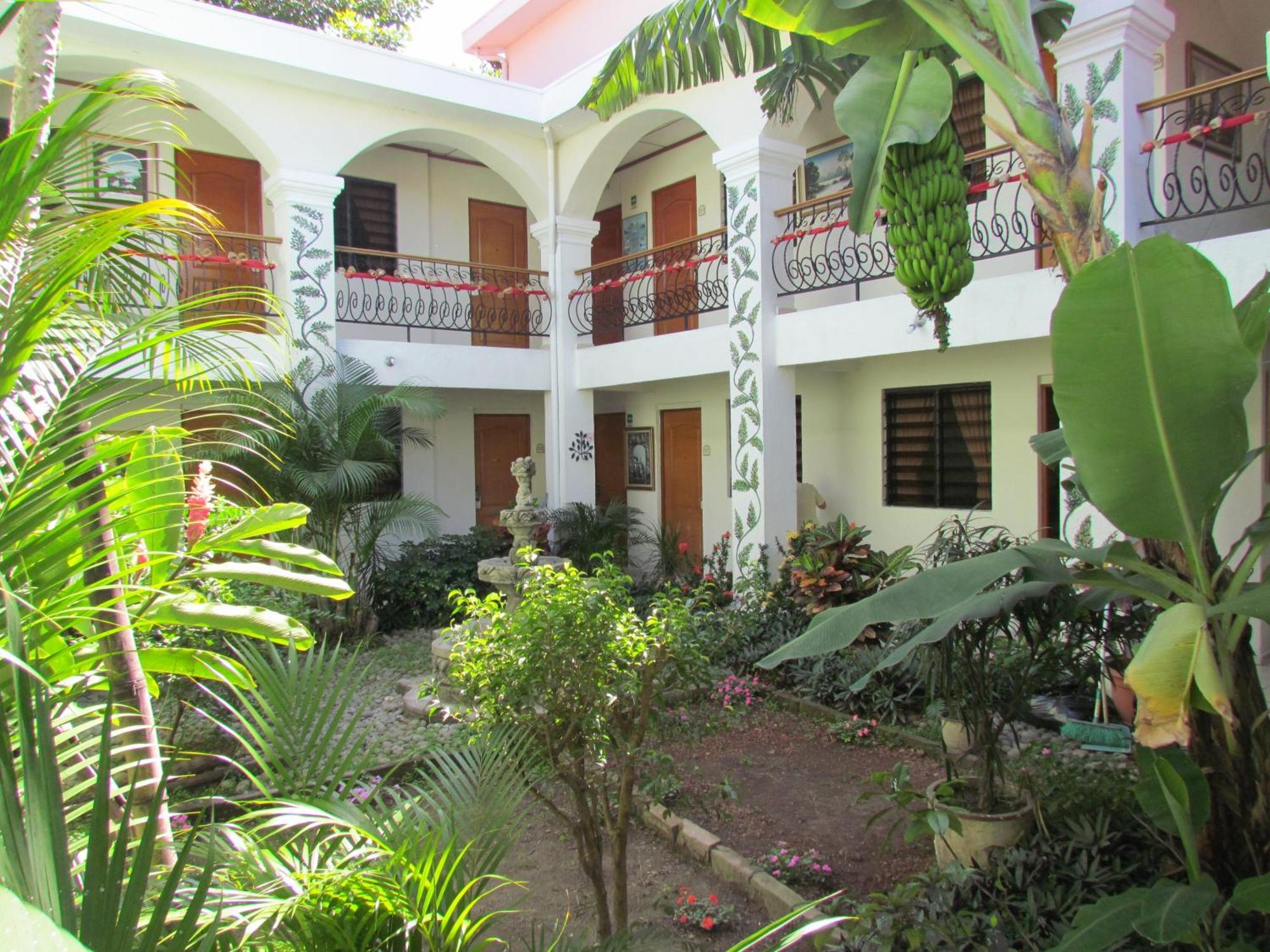 Hotel Villa Serena Escalon San Salvador Bagian luar foto